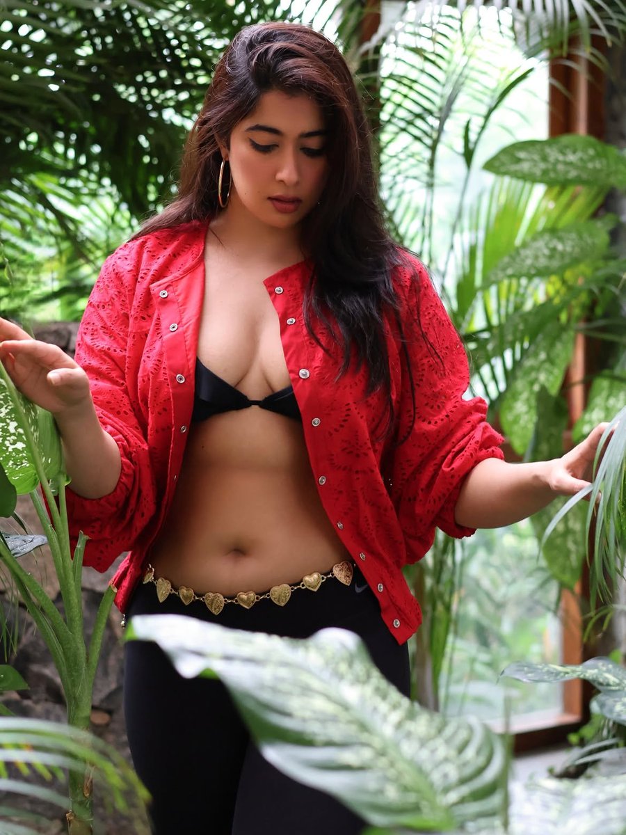 Nikita Sharma E299a5efb88ff09f98bbf09f96a4 Latest Hd Photos