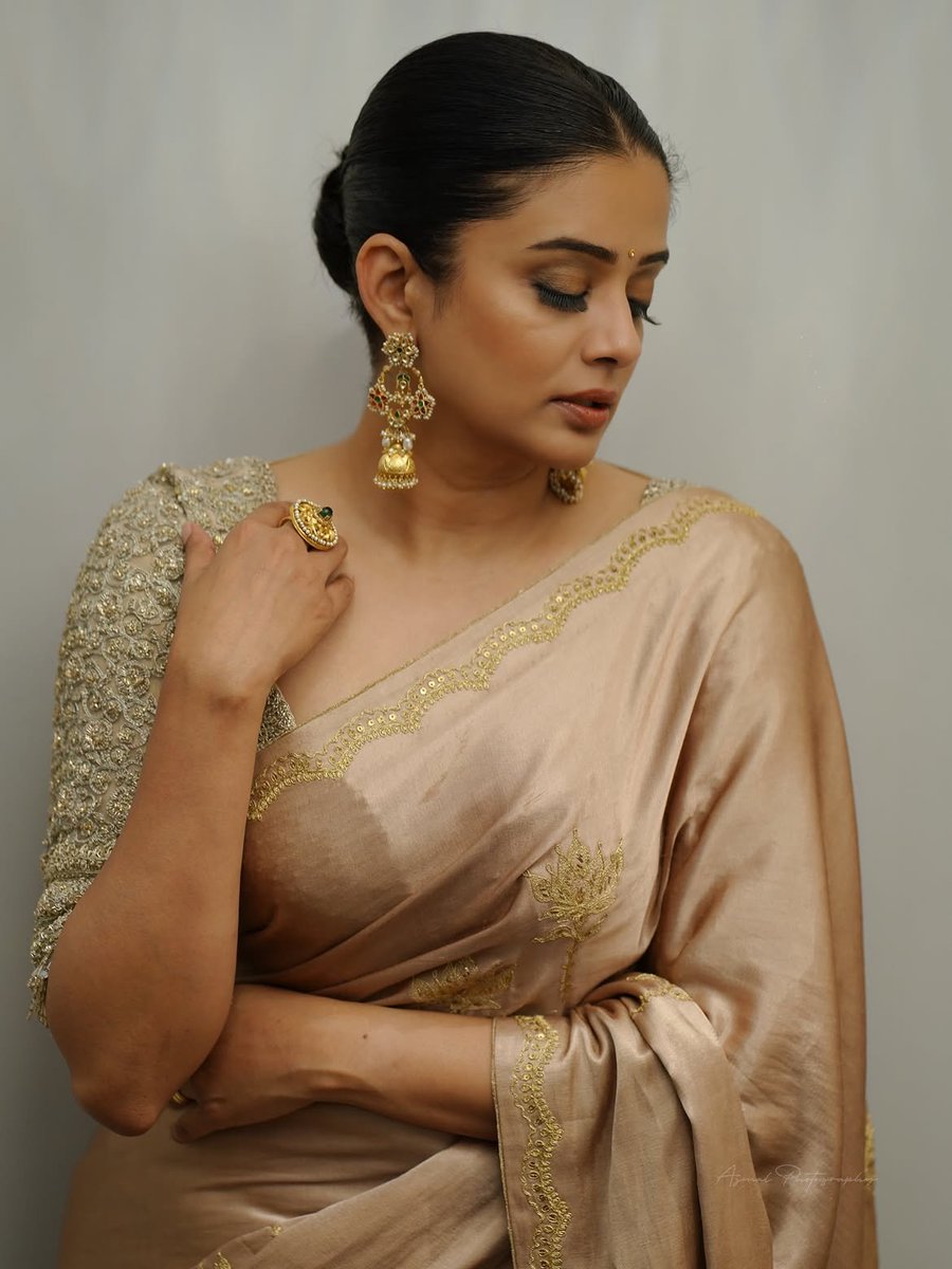 Priya Mani F09f988d Latest Hd Photos