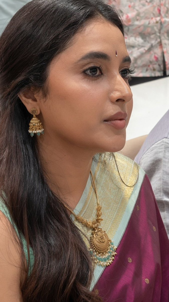 Priyanka Mohan in a fashion mall opening event. ❤️ #PriyankaMohan
