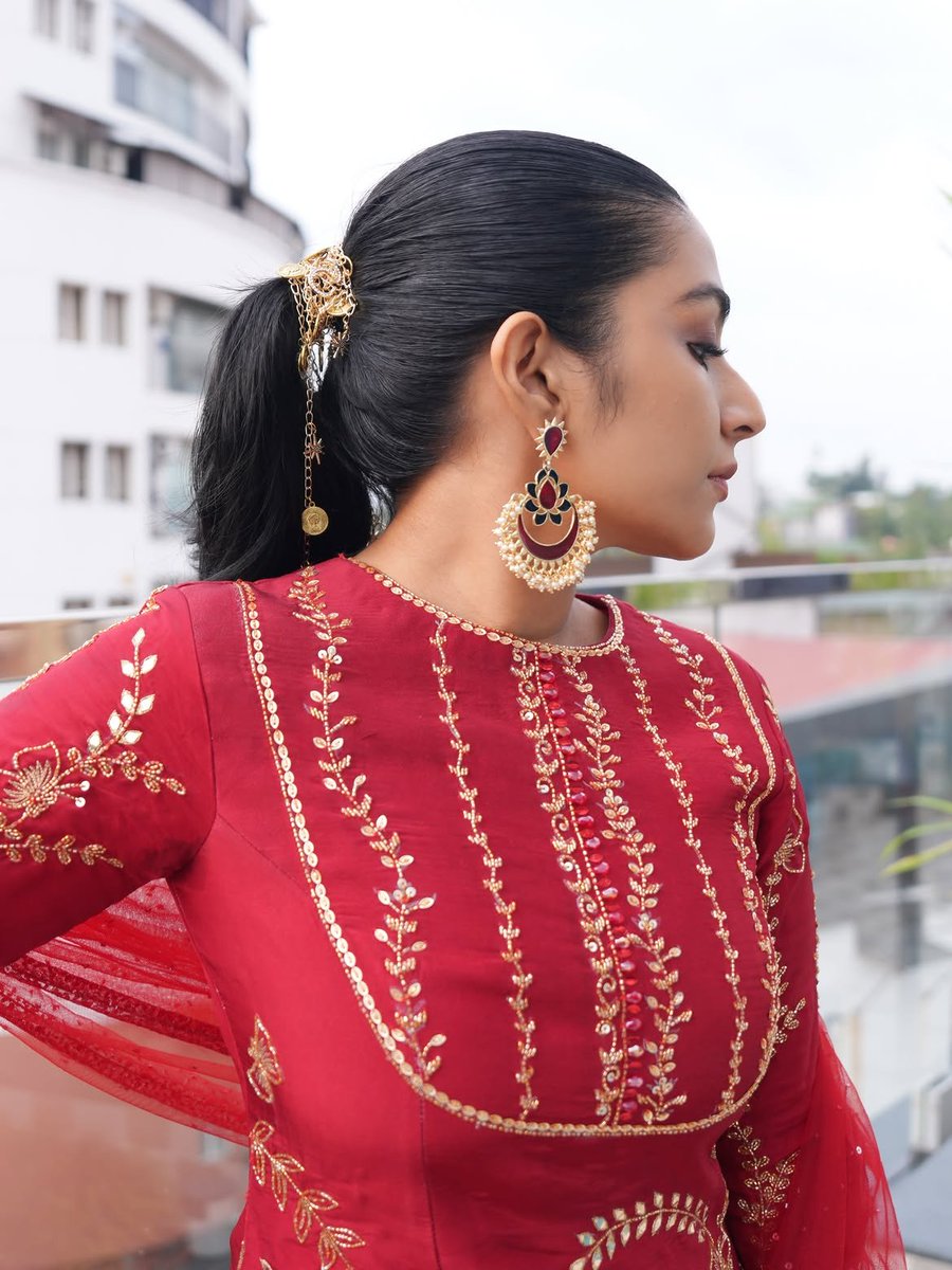 Rajisha Vijayan F09fa5b0f09f9296 Latest Hd Photos