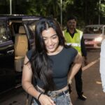 Rashmika Mandanna is seen very cute and snapped at Airport today. ❤️ #RashmikaMandanna