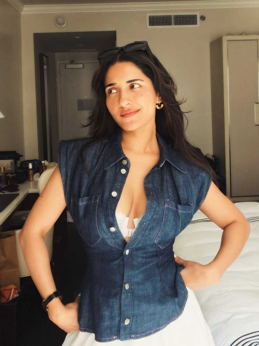 Ruhani Sharma F09f9299f09f988d Latest Hd Photos