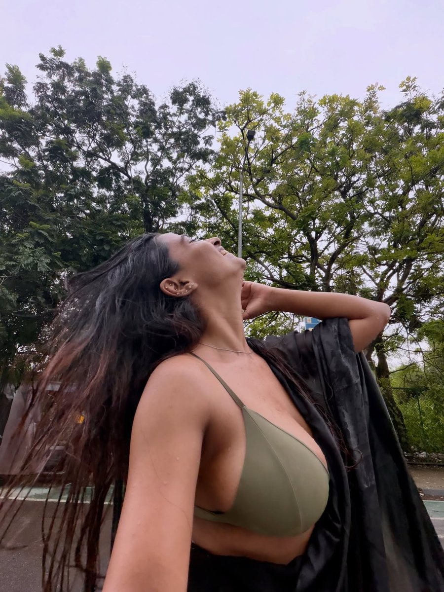 Suhana Khan 💚😻🖤🔥 Latest HD Photos