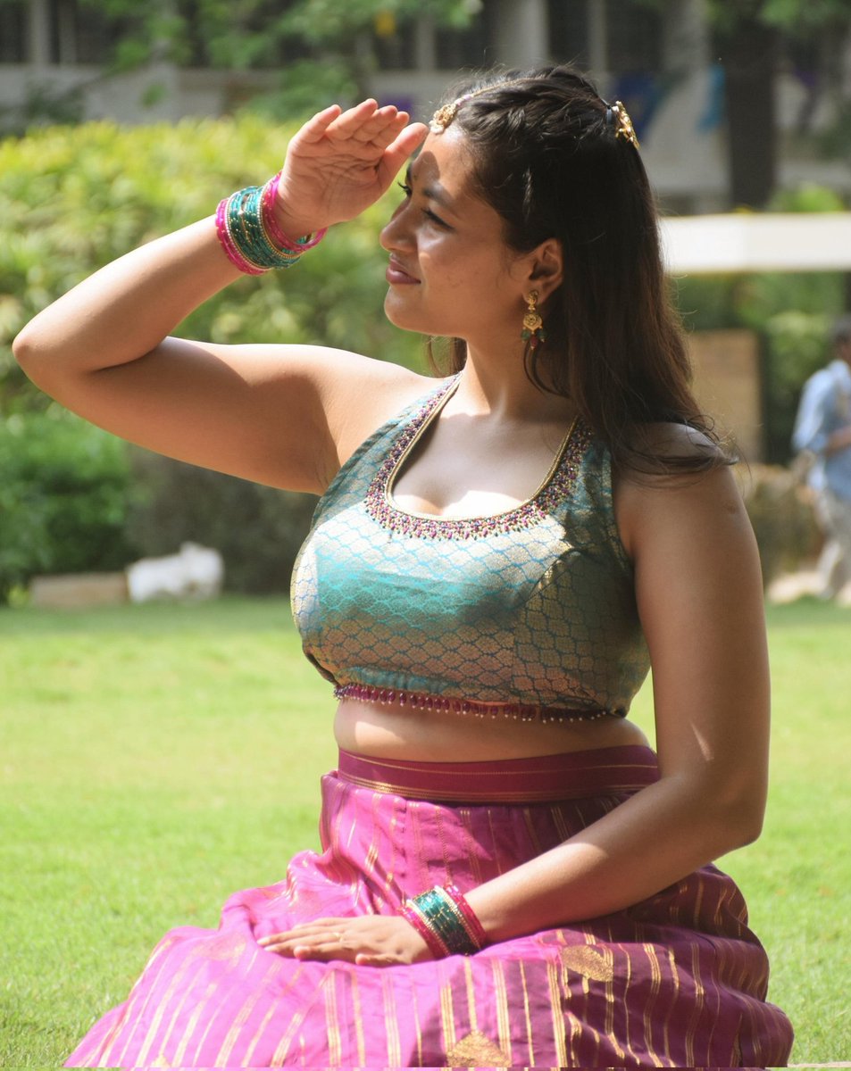 Sun kissed her face.. Latest Pictures, Photos