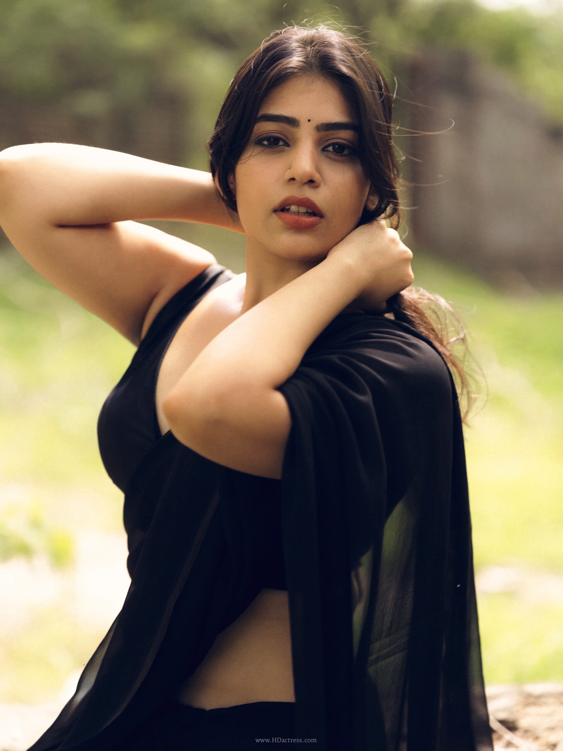 Bandhavi Sridhar in black chiffon saree Bandhavi Sridhar in black chiffon saree