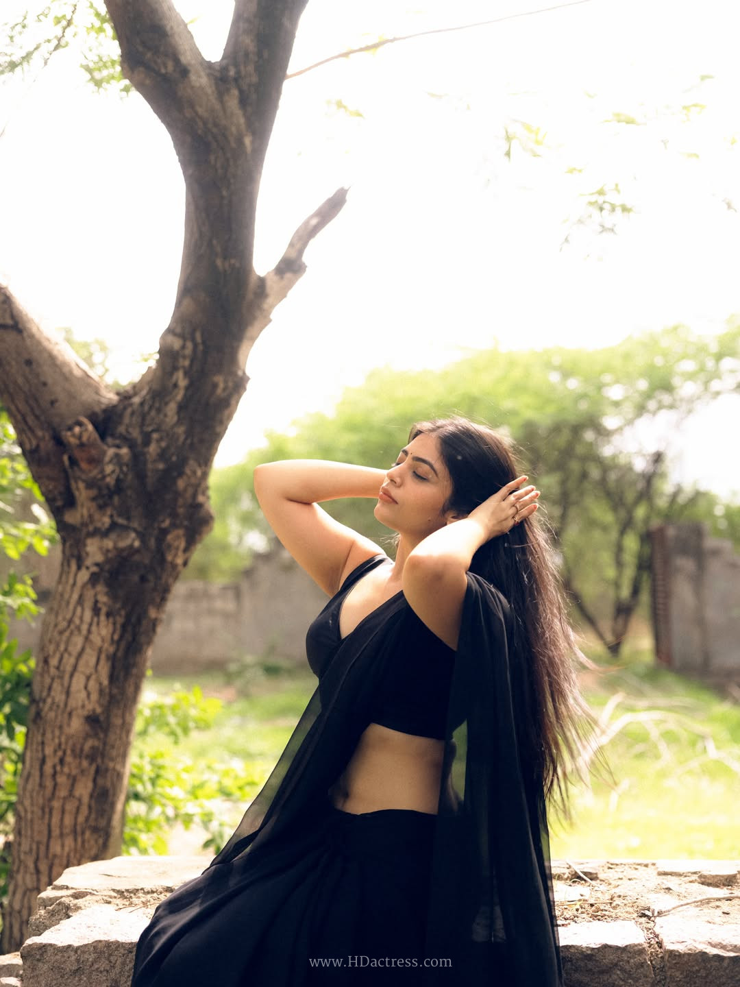 Bandhavi Sridhar in black chiffon saree Bandhavi Sridhar in black chiffon saree