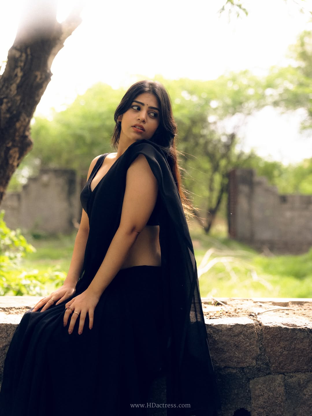 Bandhavi Sridhar in black chiffon saree Bandhavi Sridhar in black chiffon saree