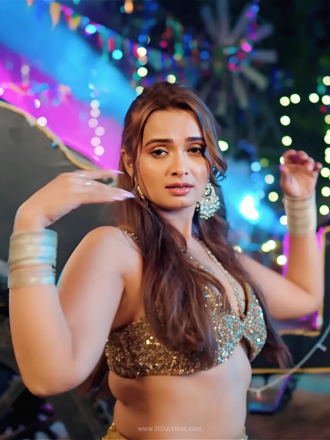 Neelam Giri gorgeous dance performance photos in glittering gold lehanga choli.. - Image 12 Neelam Giri gorgeous dance performance photos in glittering gold lehanga choli.. - Image 12