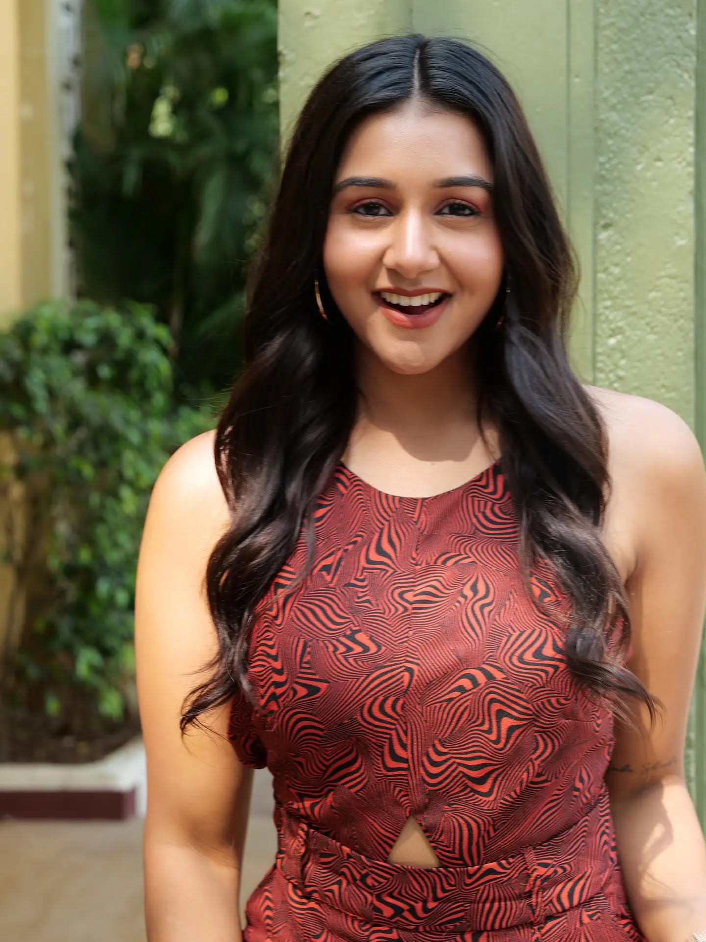 Hindi Actress Munira Kudrati Stills In Maroon Dress - Image 1