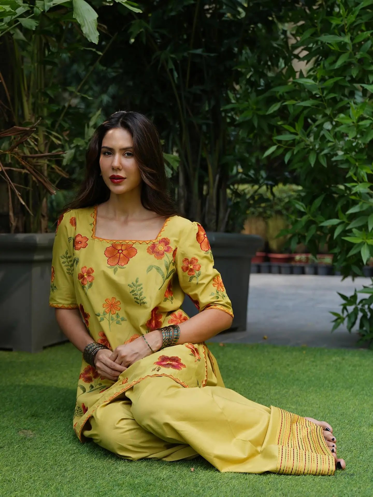 Hindi TV Actress Sonam Bajwa Stills In Green Dress - Image 1
