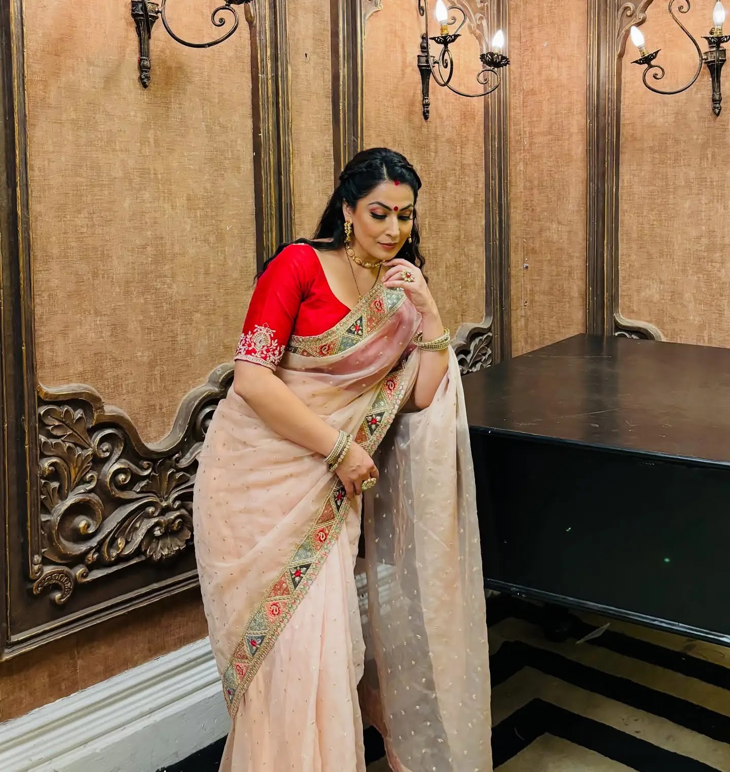Ethnic Glam Rashika Matharu Shines in Traditional Ensemble - Image 2 Ethnic Glam Rashika Matharu Shines in Traditional Ensemble - Image 2