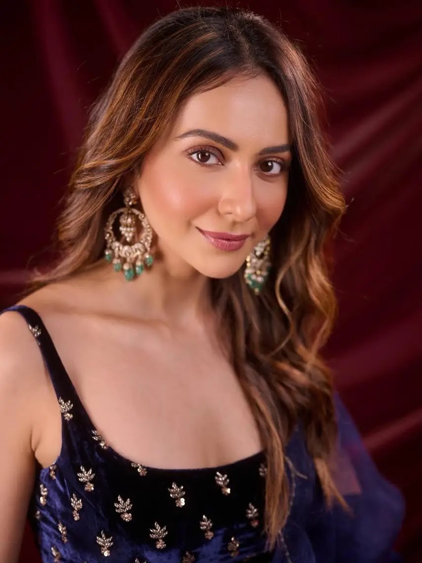 North Delhi Actress Rakul Preet Singh Stunning Looks In Blue Gown