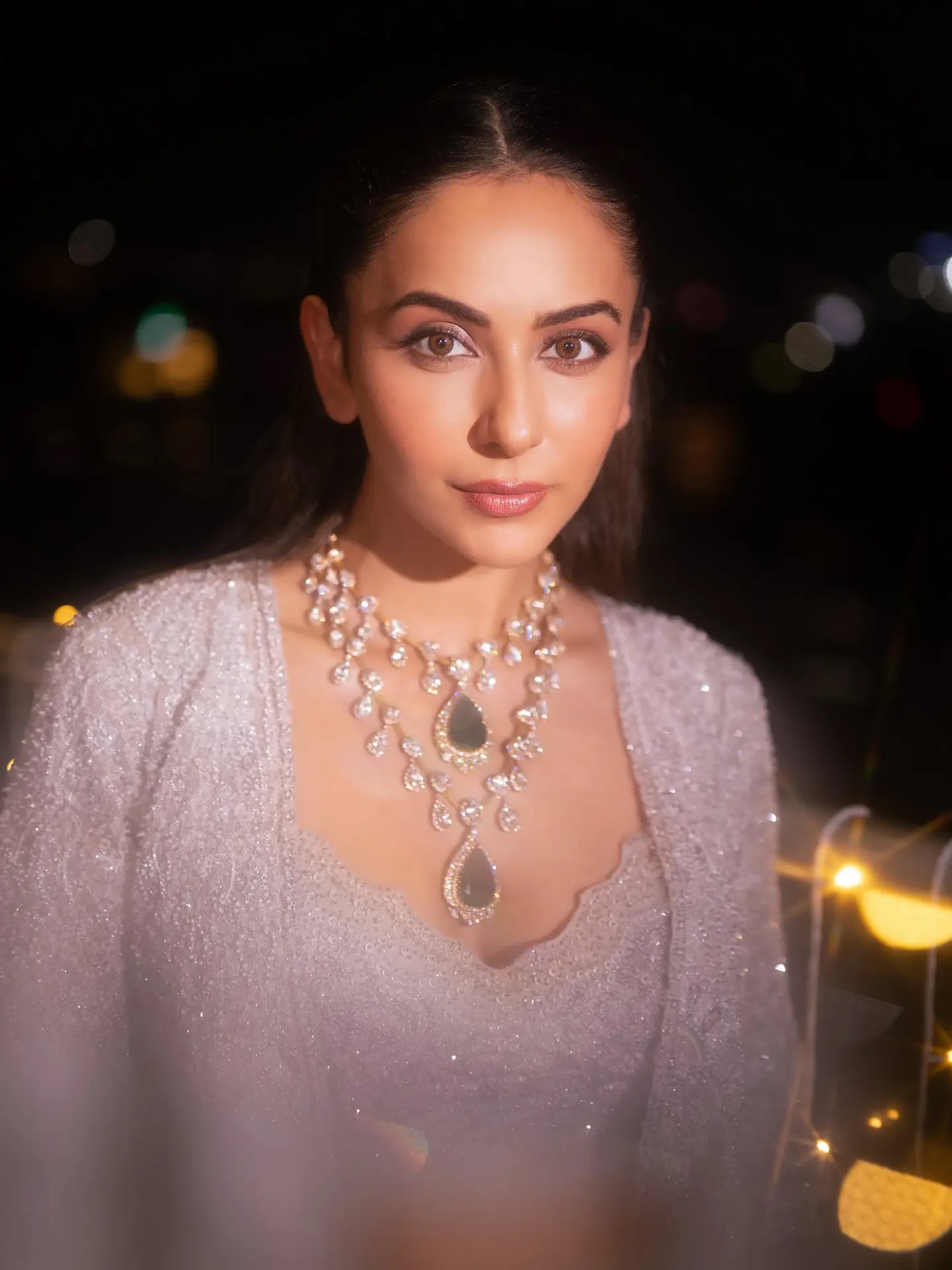 Rakul Preet Singh Wearing Stylish Beautiful White Lehenga Choli - Image 3 Rakul Preet Singh Wearing Stylish Beautiful White Lehenga Choli - Image 3