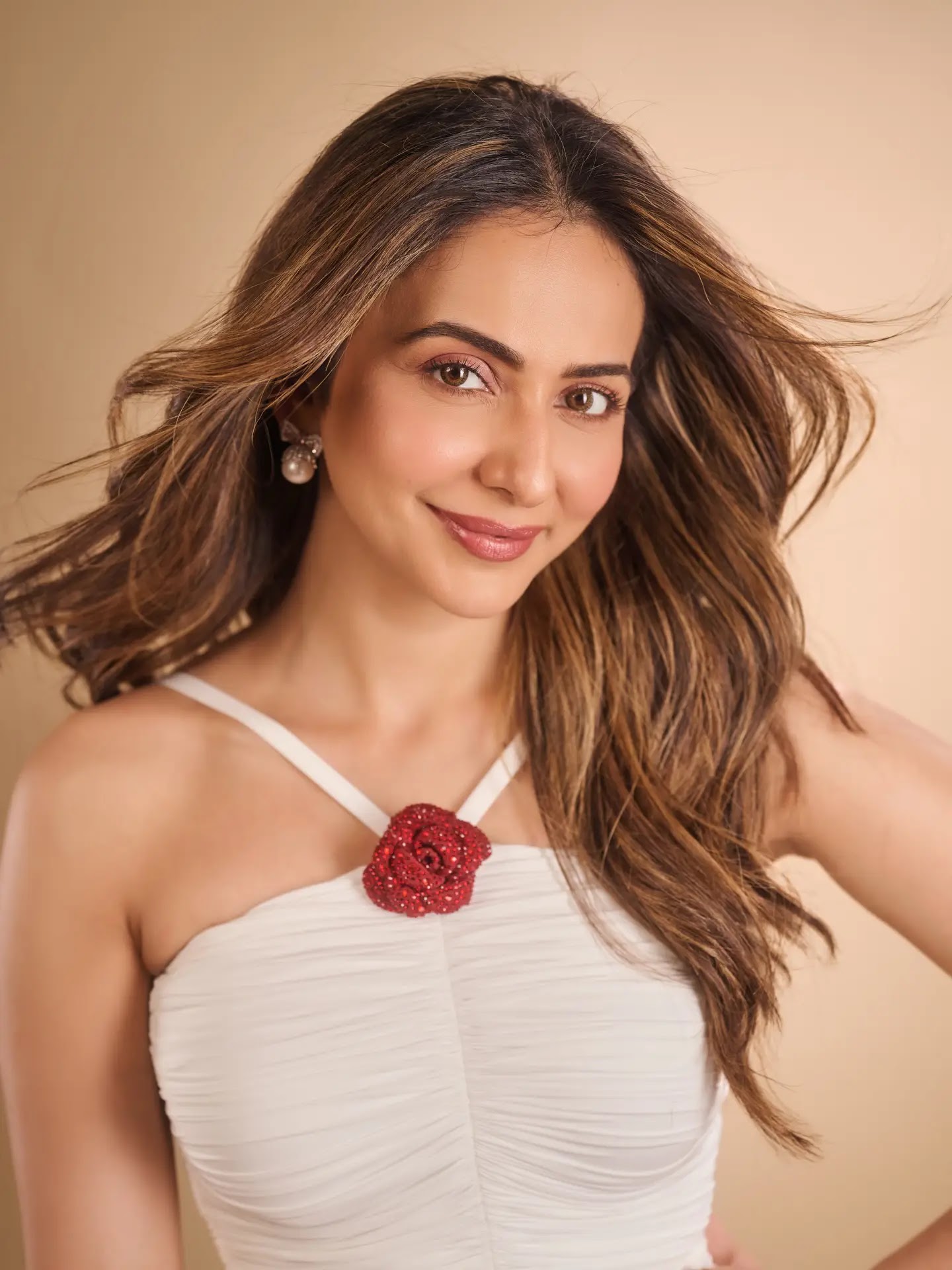 Rakul Preet Singh Mesmerizing Looks in Long White Gown