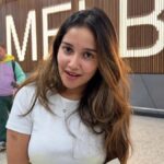 Anikha snapped while arriving at Melbourne for an event. ❤️ #AnikhaSurendran