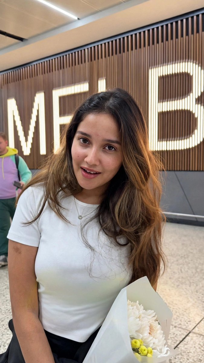 Anikha snapped while arriving at Melbourne for an event #AnikhaSurendran