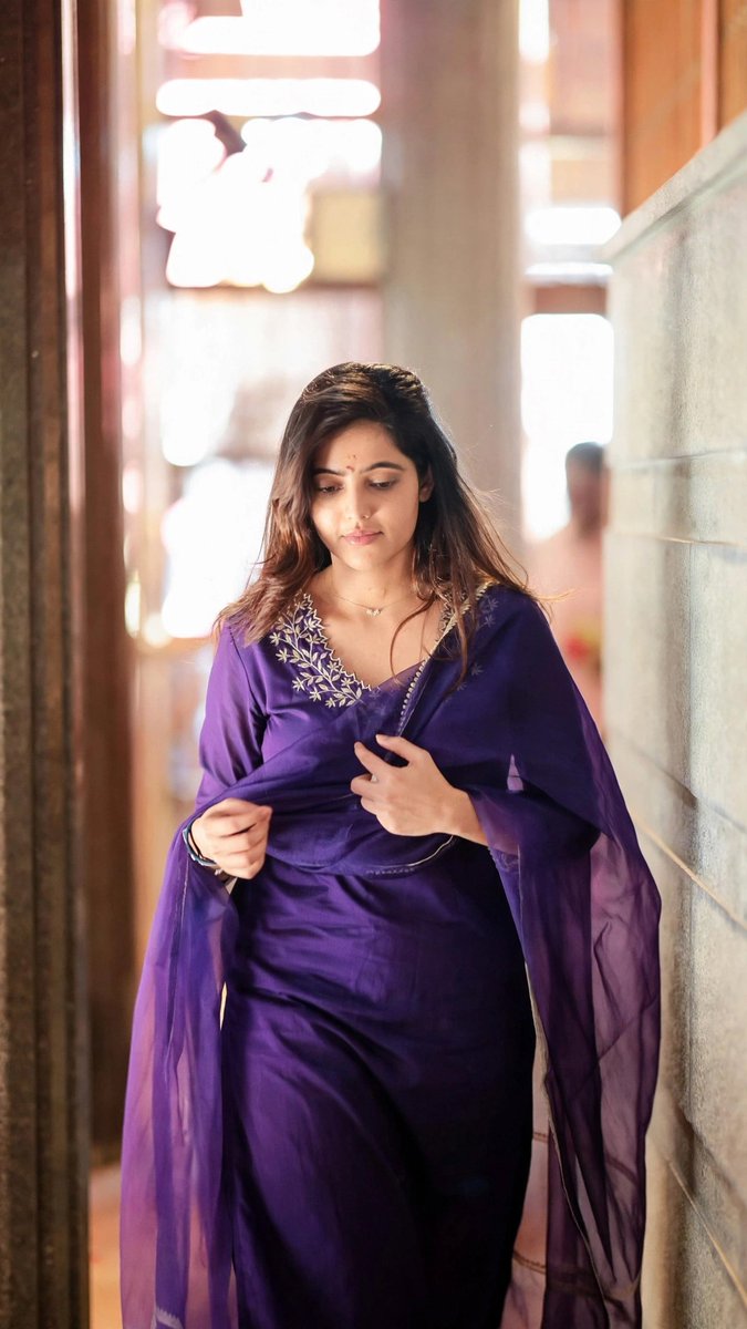 Athulyaa Ravi shares her Aadi Pooram vibes, goes full on devotional mode. ❤️ #AthulyaaRavi