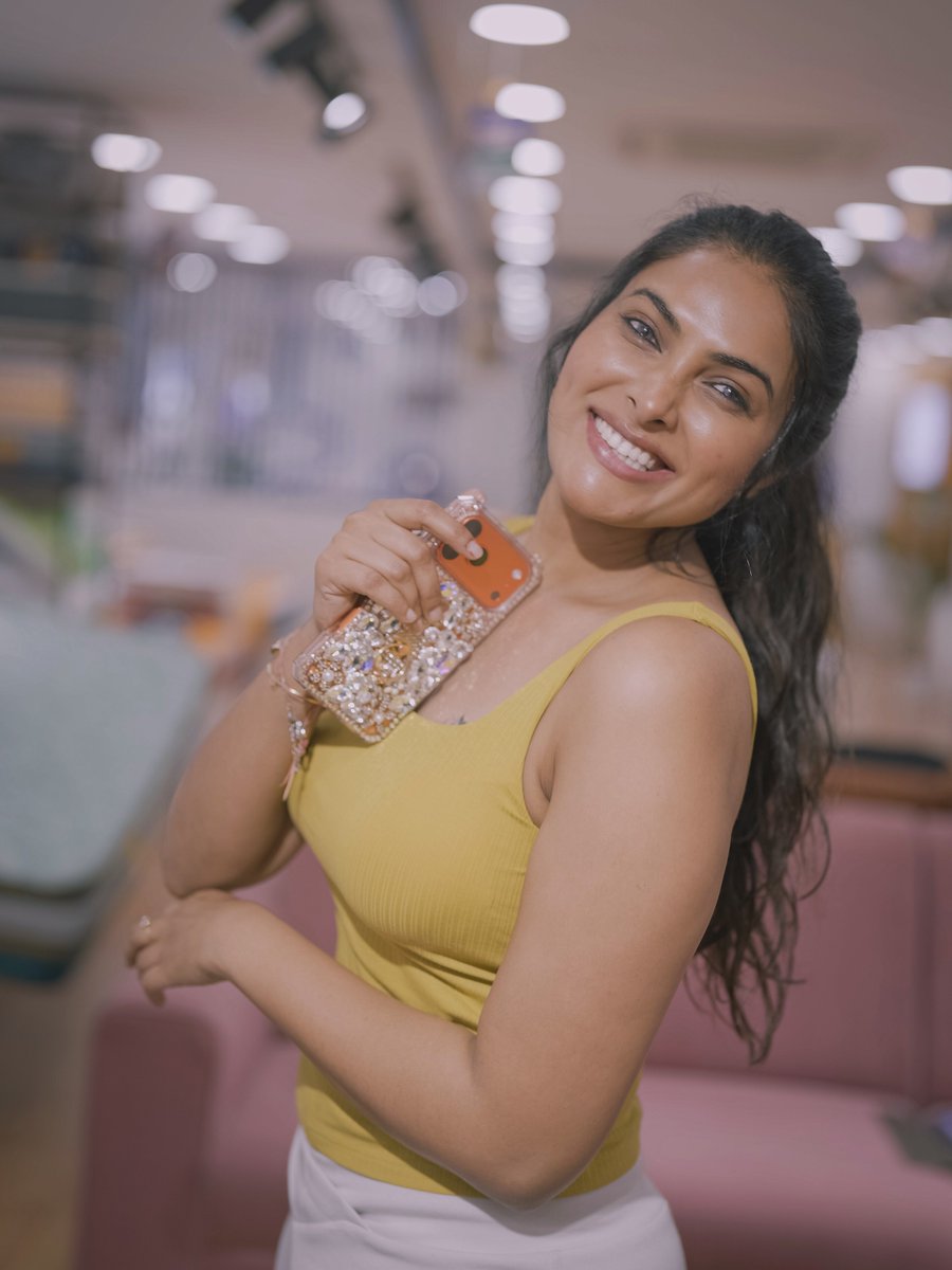 Divi Vadthya F09fa5b0f09f929b Latest Hd Photos