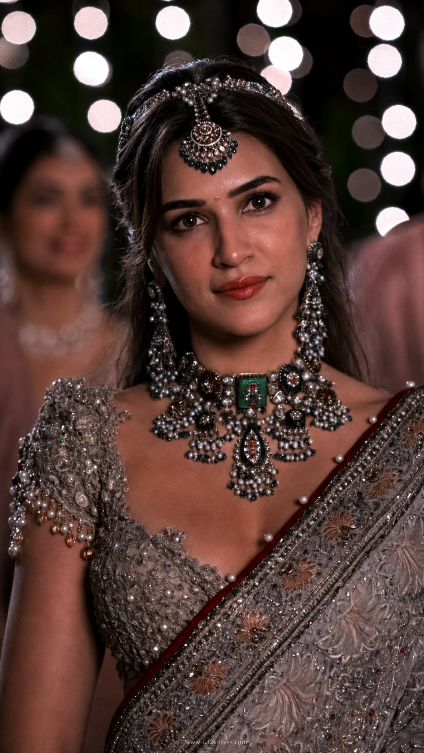 Kriti Sanon Sizzles as Ally in Cocktail 2 Bikini Look Details