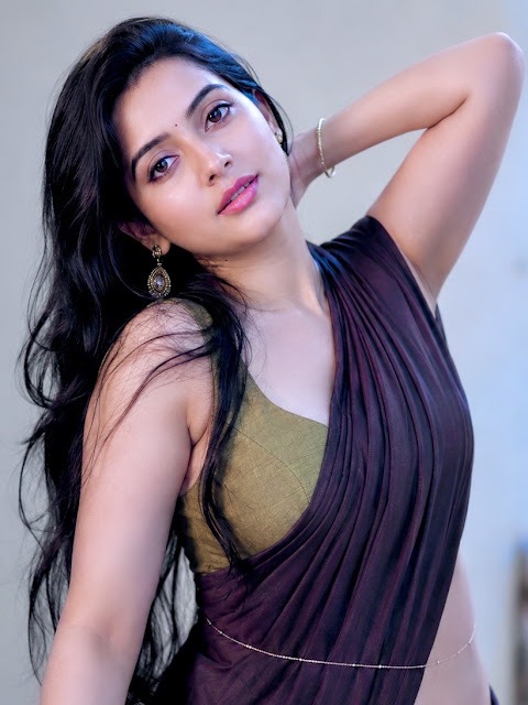Genzera Elegant Purple Saree Latest Pics