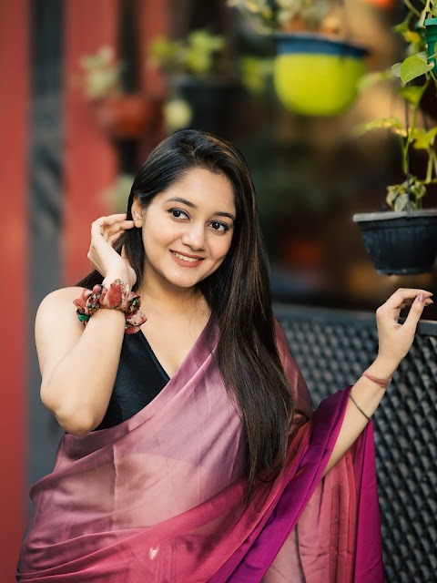 Moumita in ombre satin saree and black blouse Moumita in ombre satin saree and black blouse