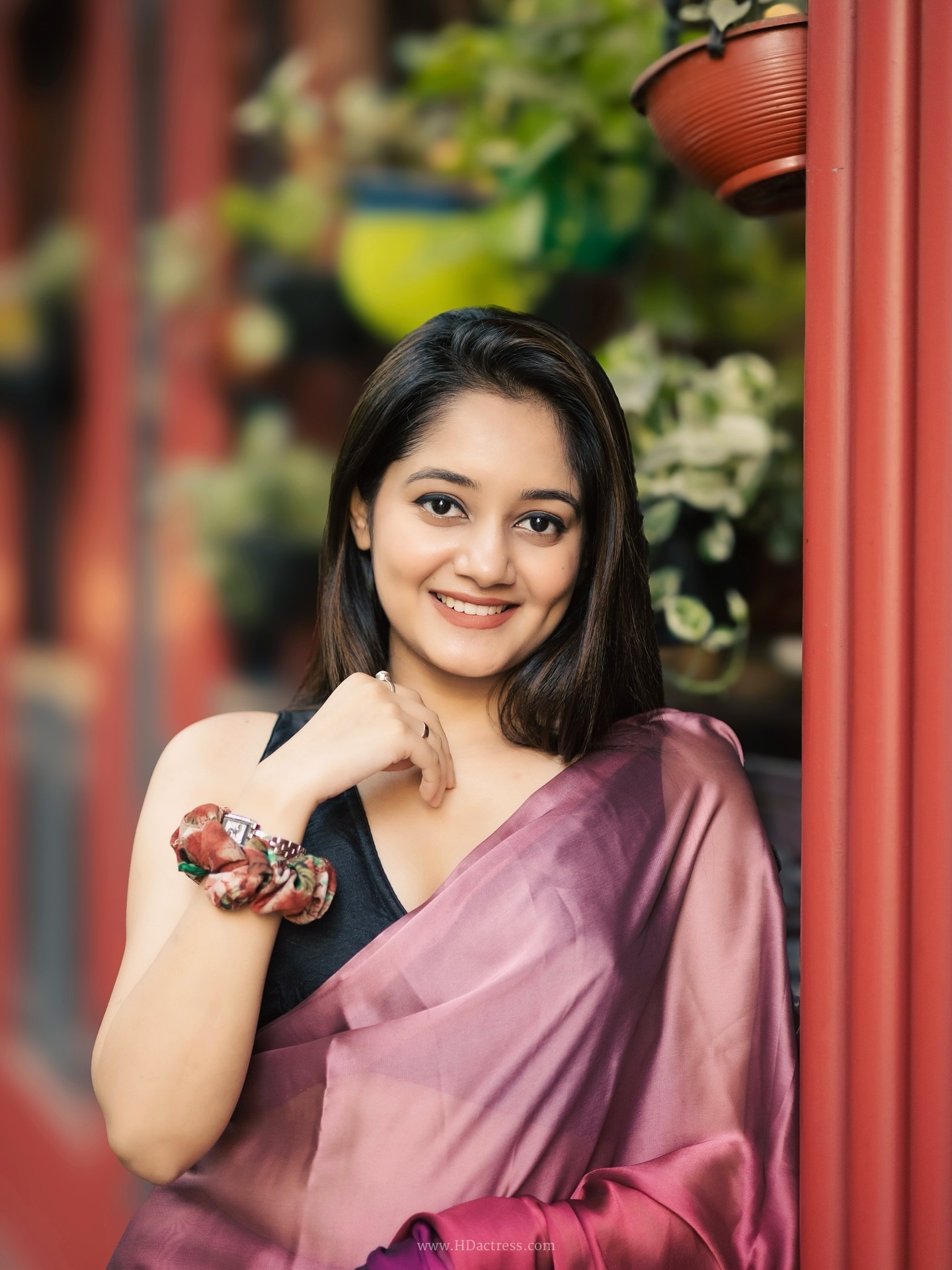 Moumita in ombre satin saree and black blouse Moumita in ombre satin saree and black blouse