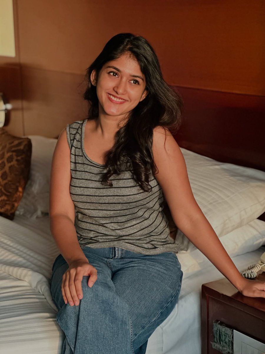 Kalyani Anil F09f988d Latest Hd Photos