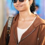 Mamitha Baiju with her simple looks spotted at Hyderabad airport ahead of the #VishwanthAndSons pre release event. ❤️ #MamithaBaiju