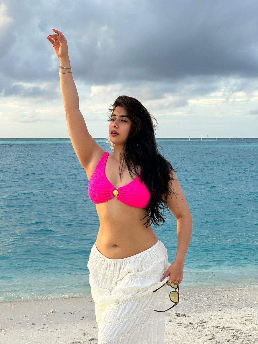 Nikita Sharma F09fa5b5f09f98bb Latest Hd Photos