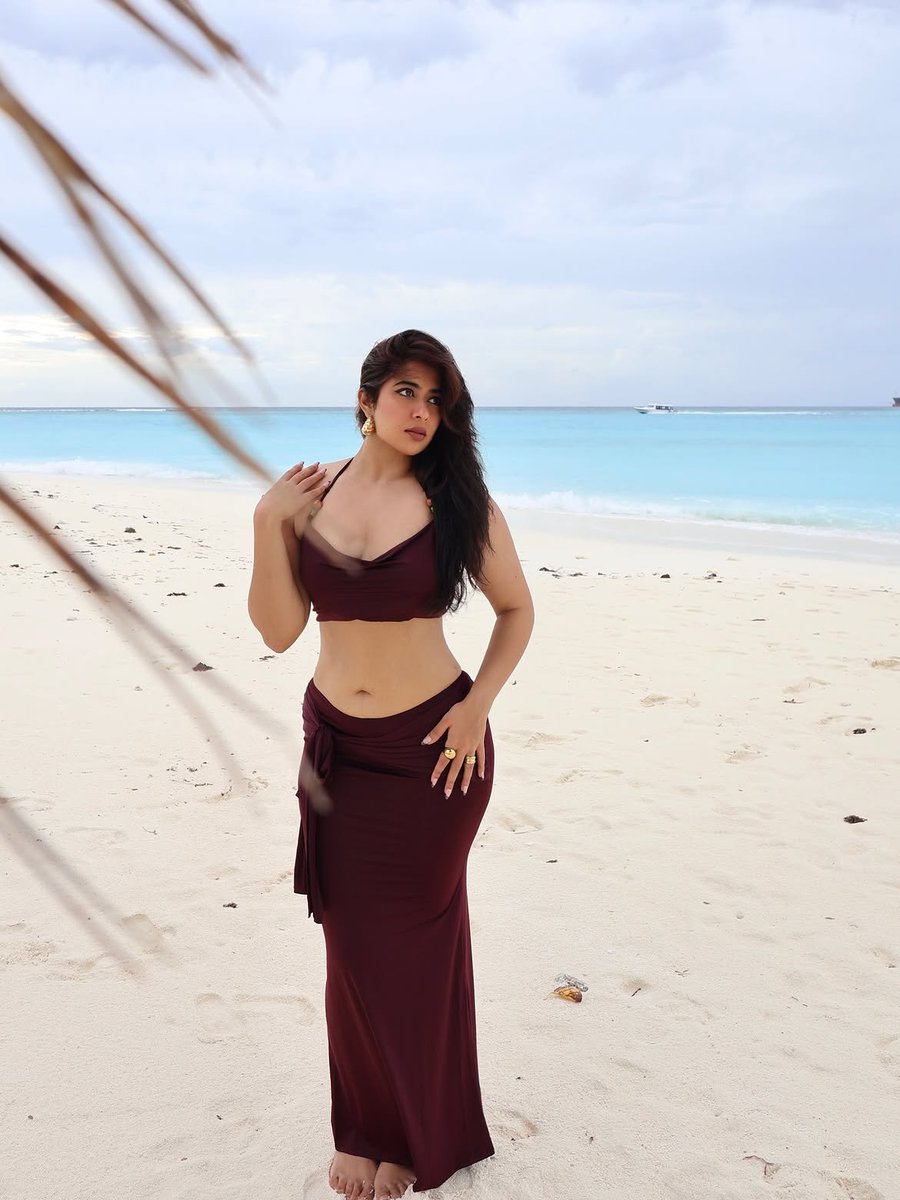 Nikita Sharma F09fa5b5f09fa48e Latest Hd Photos