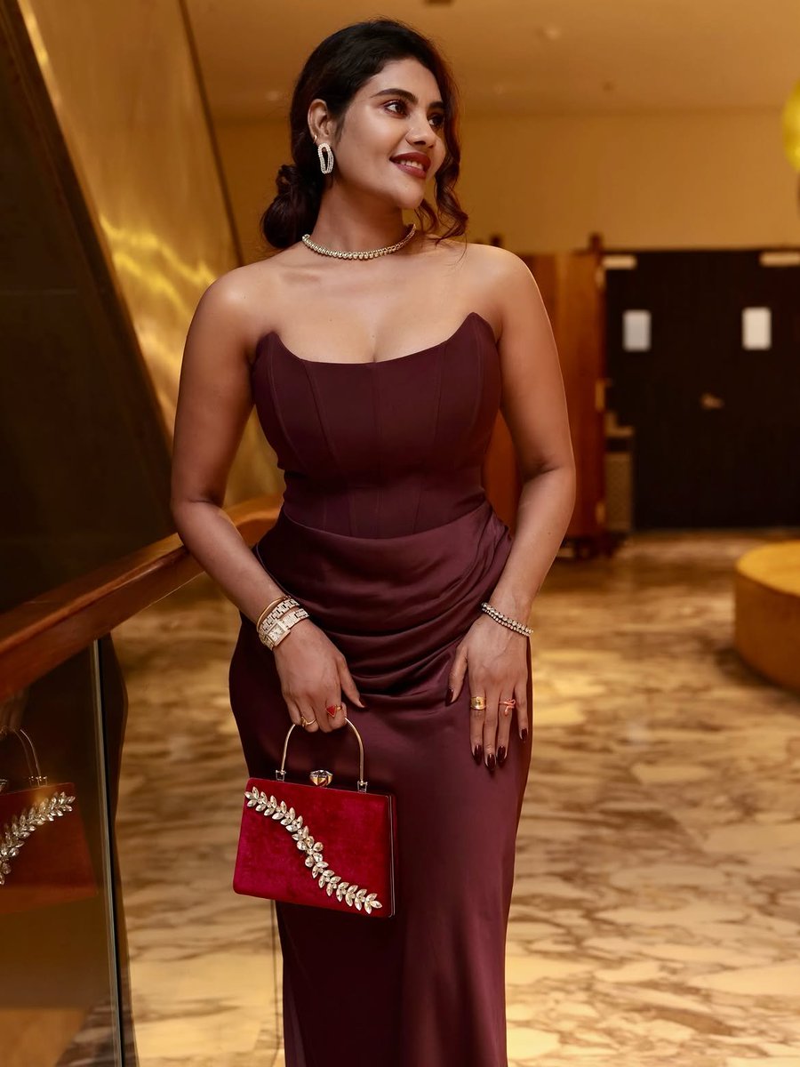 Nivisha F09fa5b5f09fa48e Latest Hd Photos