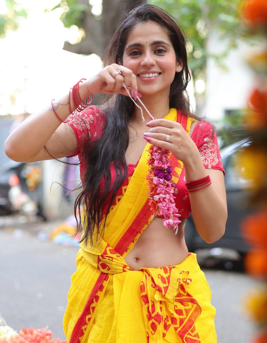 Rose Sardana E299a5efb88ff09fa5b0f09f929b Latest Hd Photos
