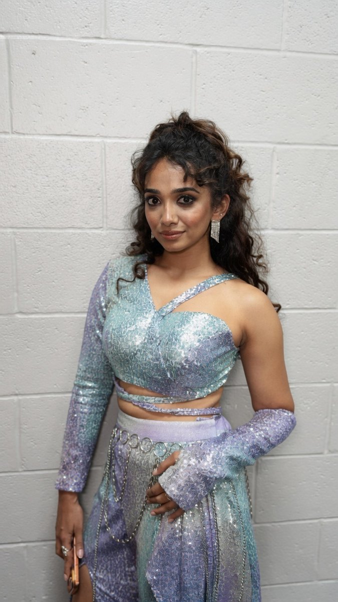 Saanve Megghana looks for performing in Prabhu Deva Live show. ❤️ #SaanveMegghana