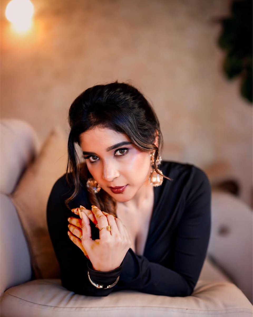 Sakshi Agarwal Latest HD Photos