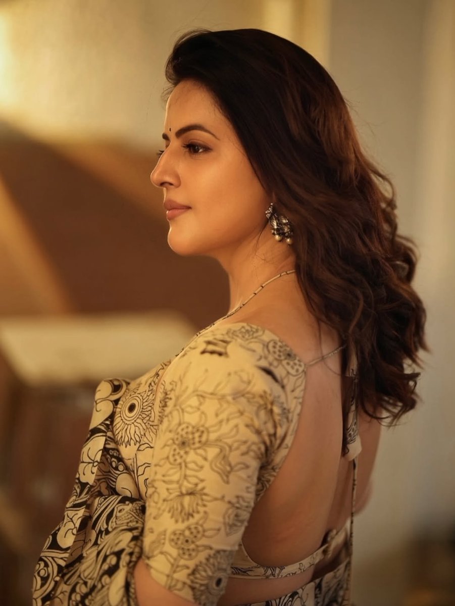 Shivika Diwan F09fa4a9f09fa5b0 Latest Hd Photos