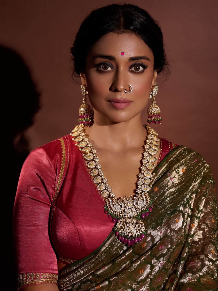 Shriya Saran F09f9296 Latest Hd Photos