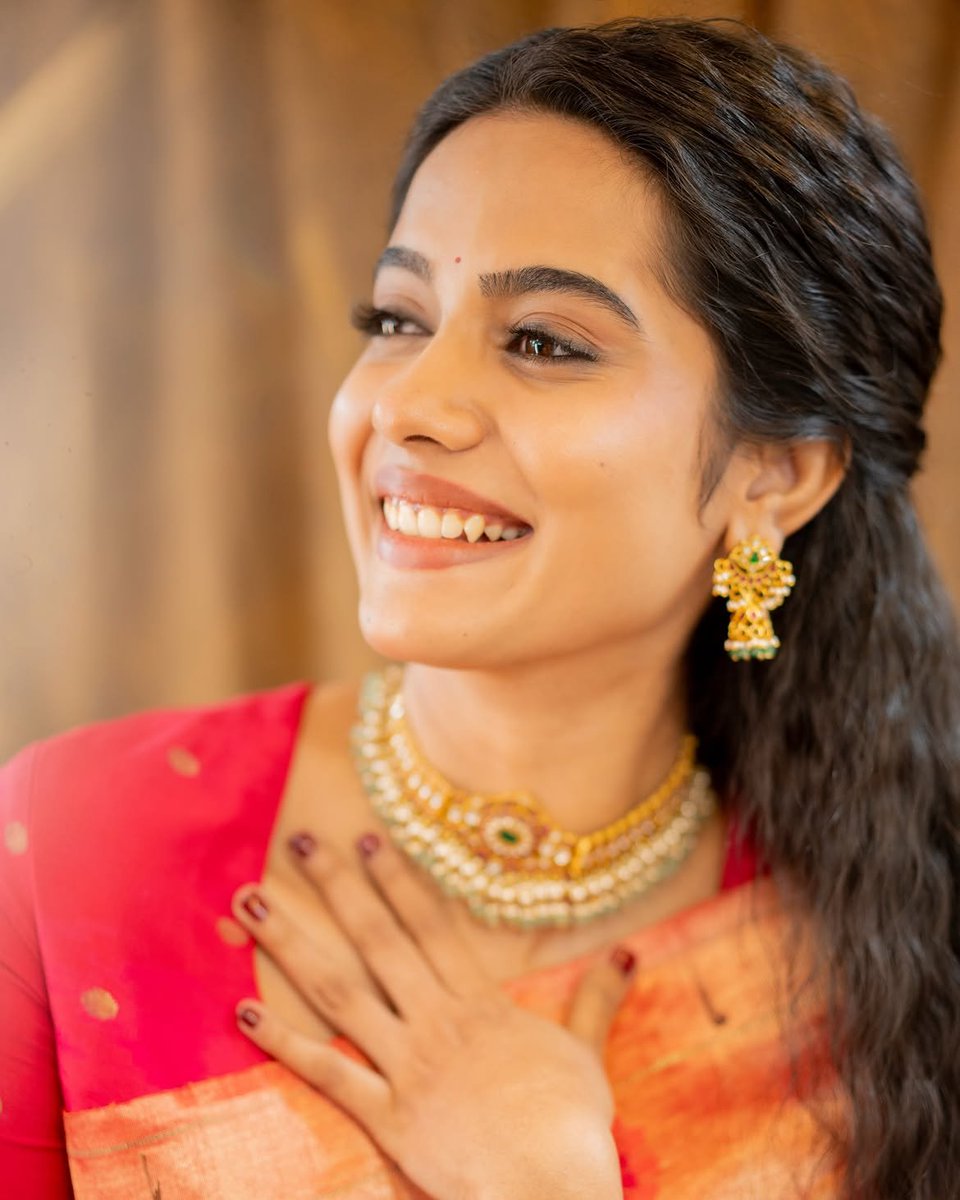 Sri Gouri Priya F09f9296 Latest Hd Photos