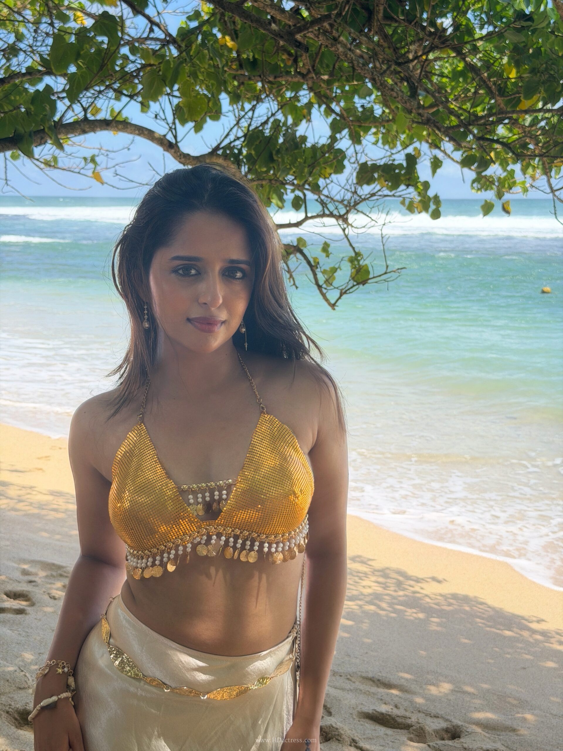 Pravallika Damerla's Viral Beach Look: Plunging Neckline Bikini Tops and Summer Fashion