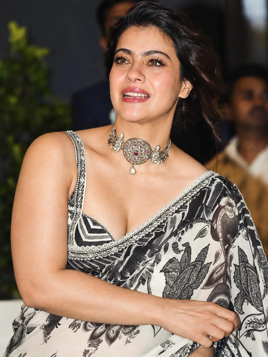 Evergreen Kajol Devgn Recent Trending Photo Highlights