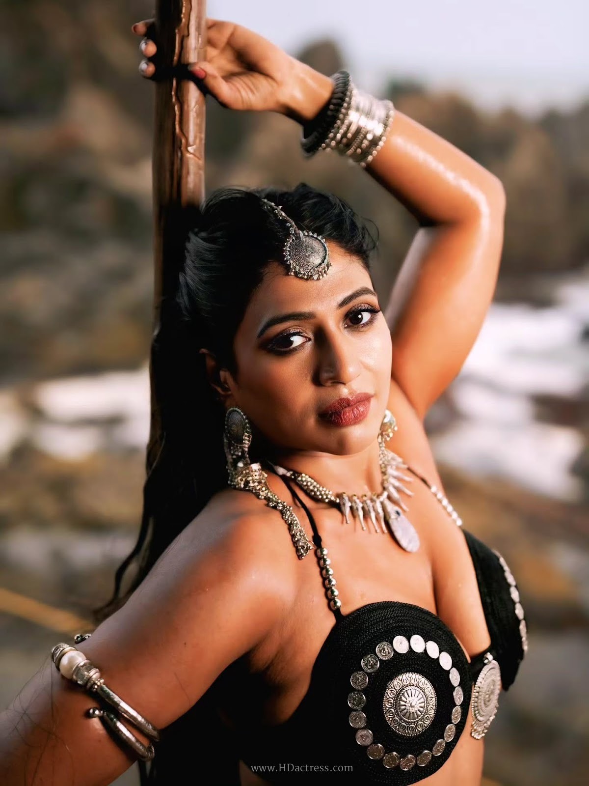 Rashmi Chatterjee wearing black tribal inspired resort wear Rashmi Chatterjee wearing black tribal inspired resort wear