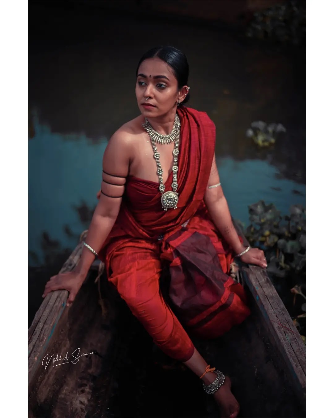 Adithi Chinnu wearing rust red and maroon draped saree Adithi Chinnu wearing rust red and maroon draped saree