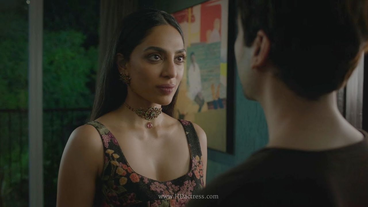 Sobhita Dhulipala: Height 5'9" (175 cm), Bust 33", Waist 25", Hips 33", Bra Size 33B.   