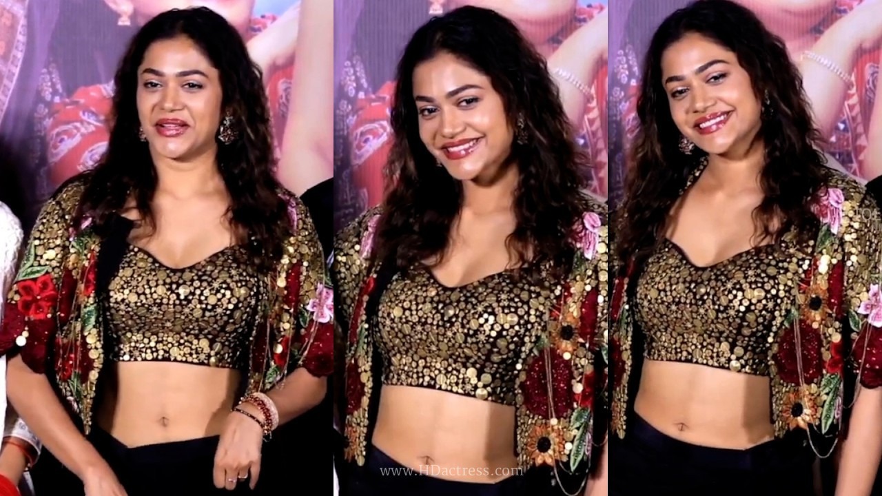 Payal Radhakrishna | Height: 5 ft 6 in | Bust: 34 inches | Waist: 26 inches | Hips: 35 inches | Bra Size: 34B