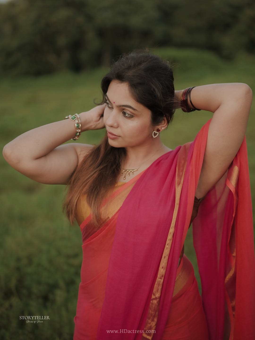 Tanvi Ram wearing a pink and orange dual-tone saree