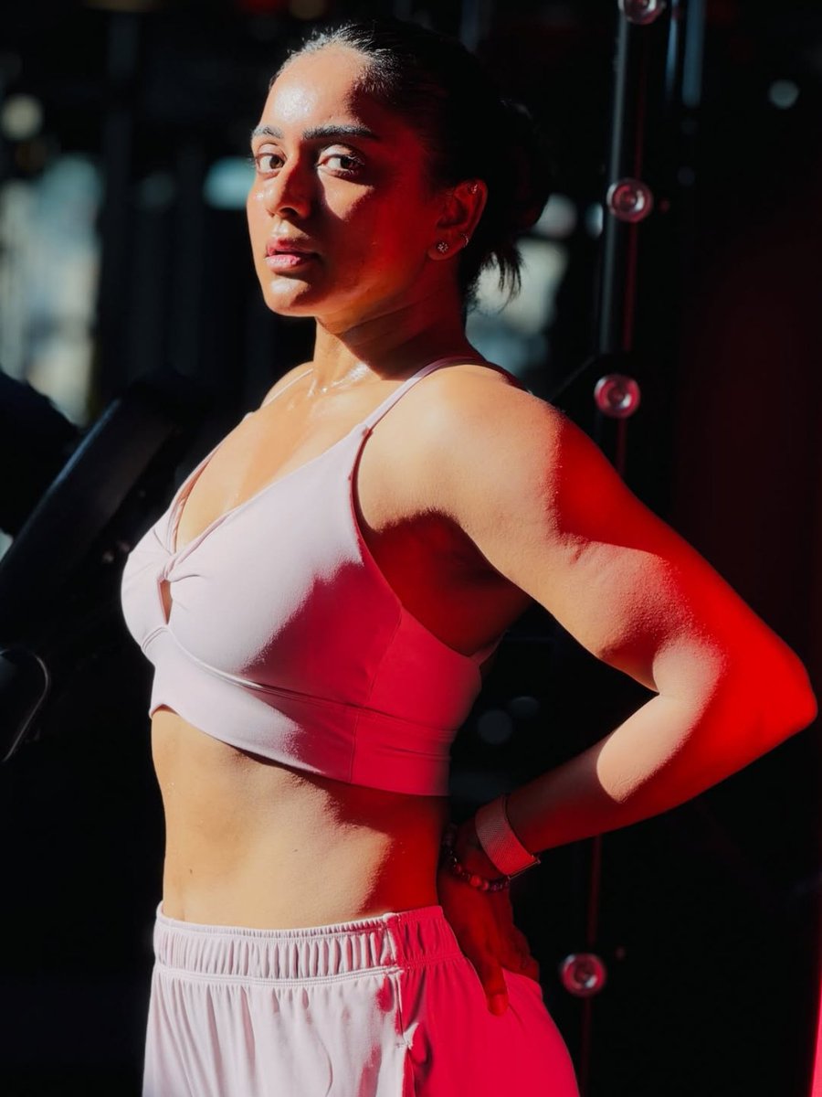 Vithika Sheru Latest Captures
