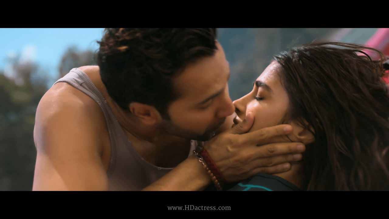 Hai Jawani Toh Ishq Hona Hai: Inside Pooja Hegde's Boldest Screen Moment Yet   