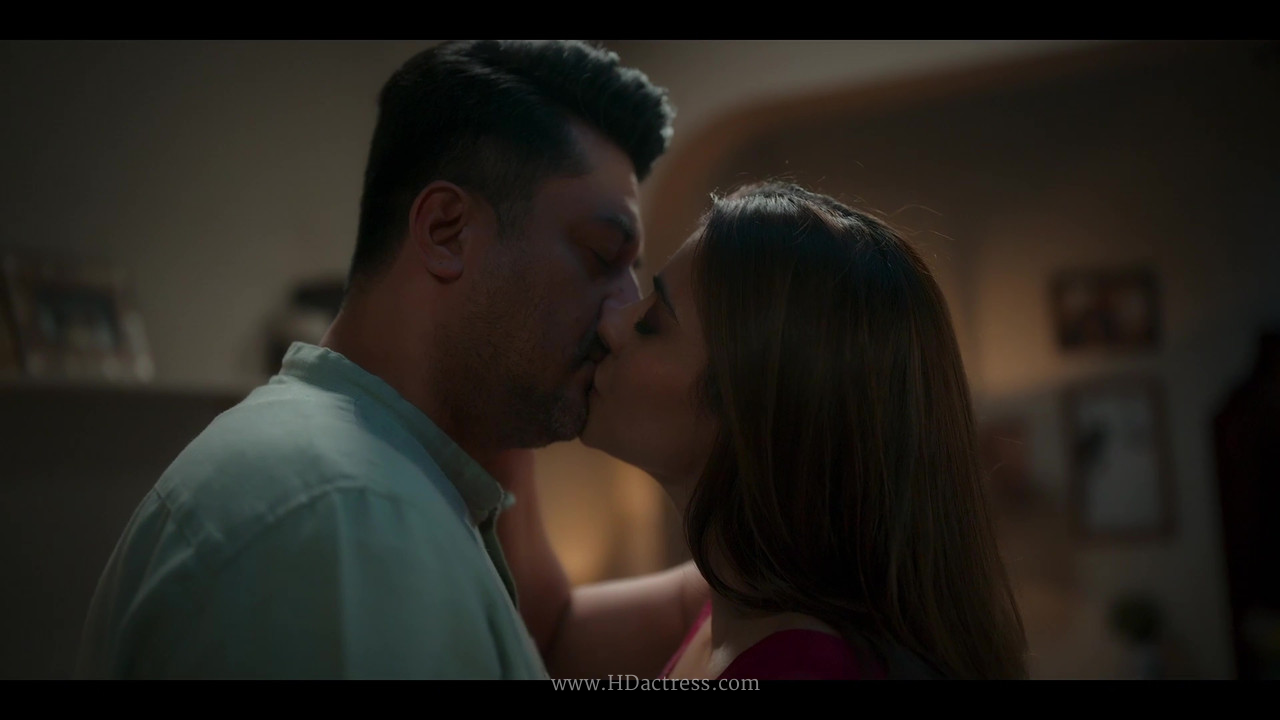 Kajol’s Bold LipLock Scenes in The Trial Season 2 – Viral Sexy Pics You Can’t Miss