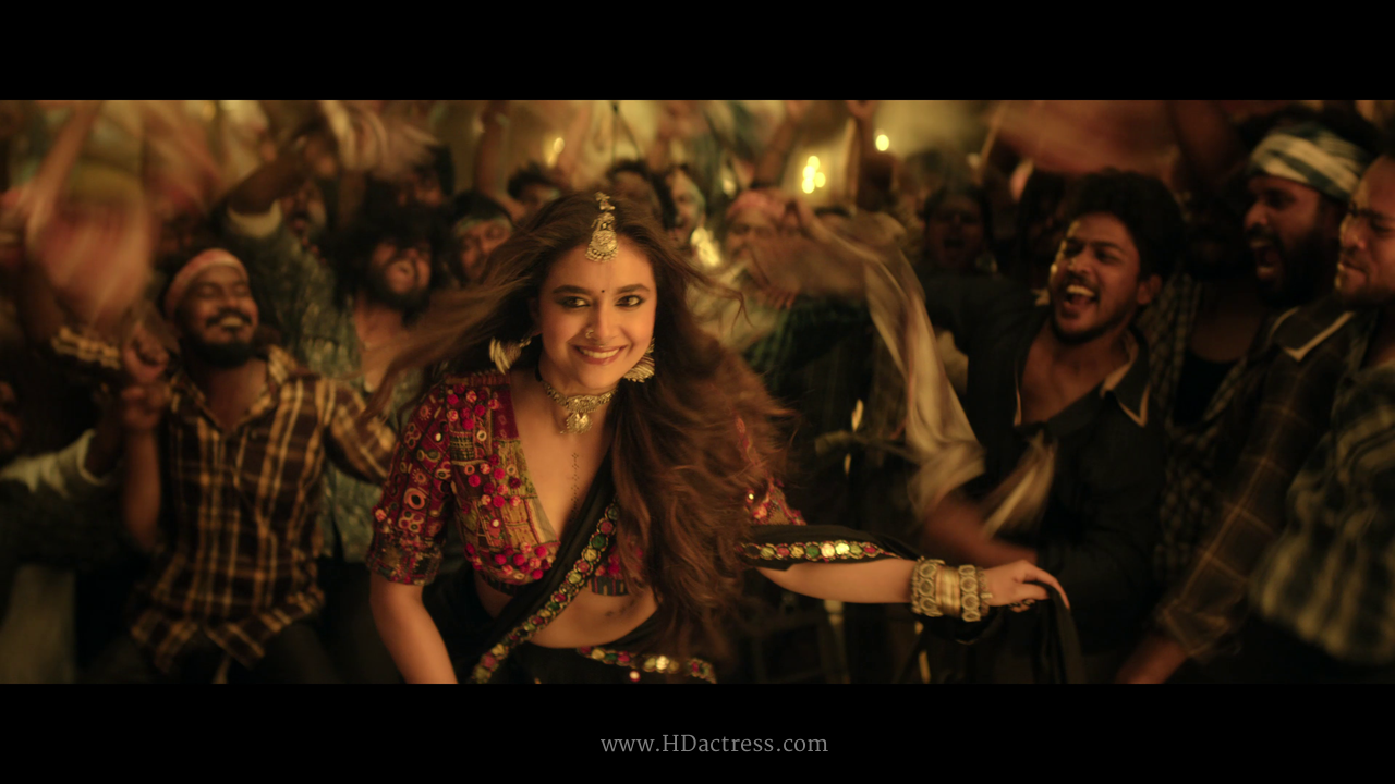Seductive Keerthy Suresh Dance Viral Photos – The Paradise Special Appearance