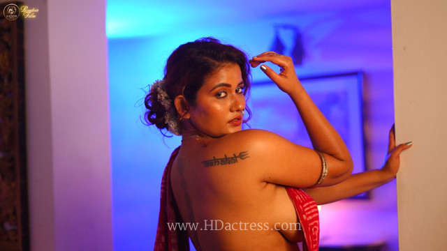 Shital Shaw Full Blouseless Saree Photos That Stop the Scroll