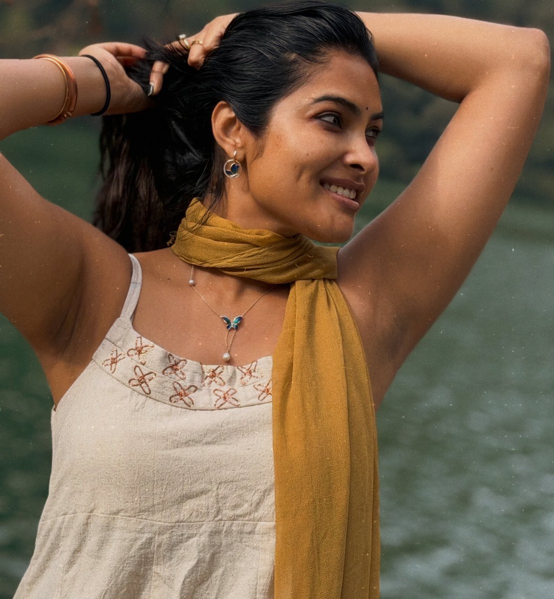 Divi Vadthya Latest HD Photos